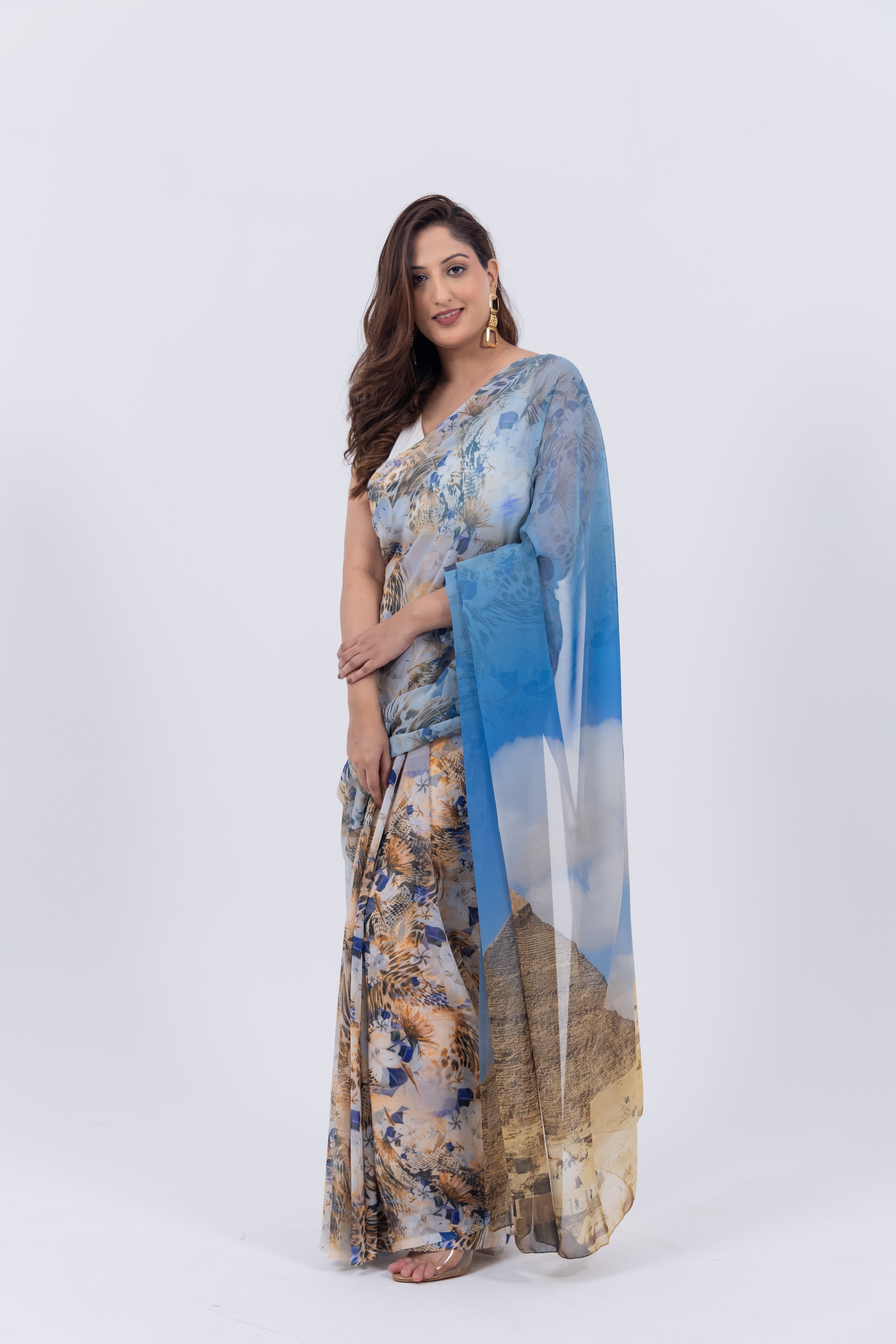 World With U Women’s Designer Saree – Travel Theme | Great Pyramid of Giza Print | Heritage-Inspired Saree